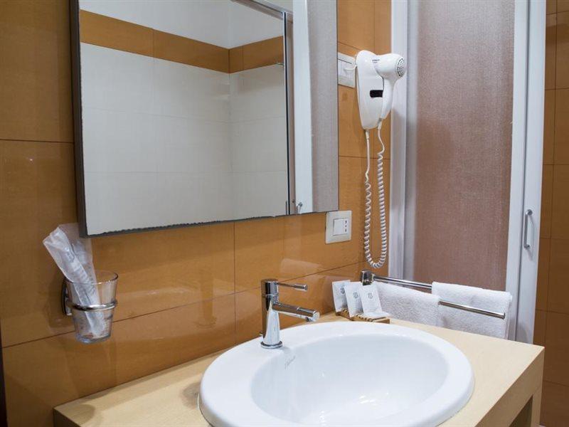 Hotel Catania Town Bagian luar foto