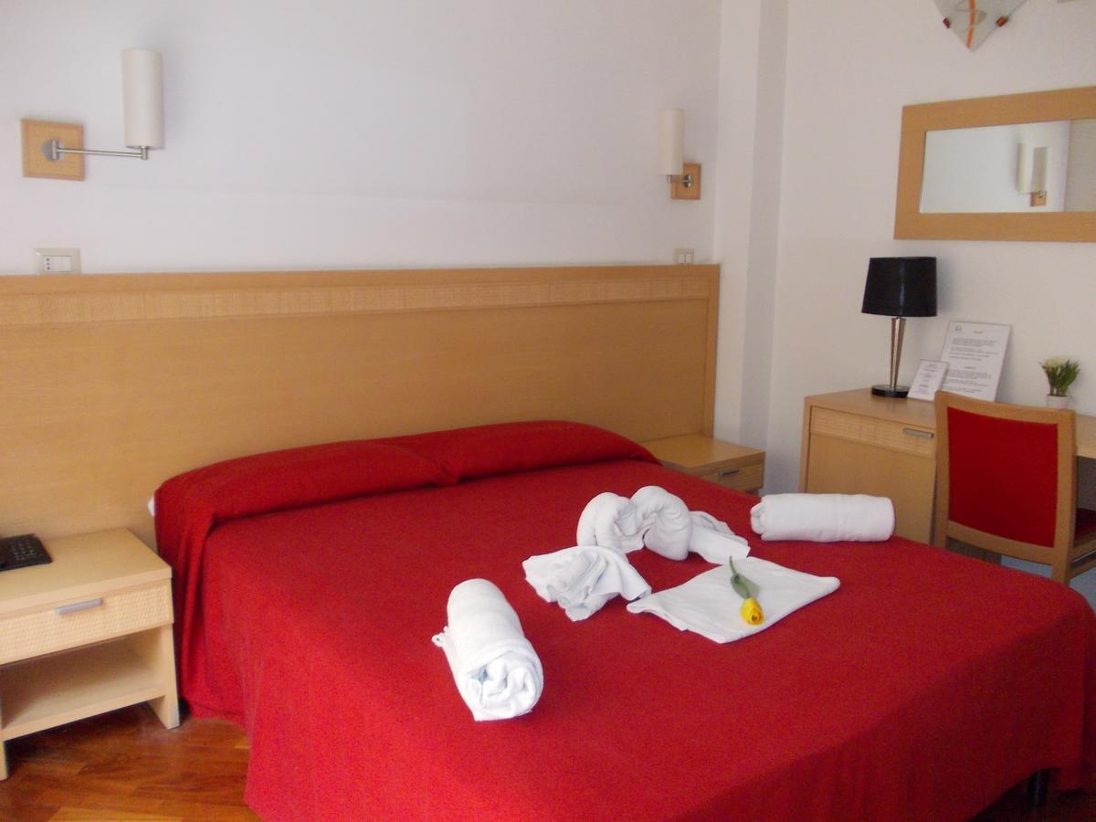Hotel Catania Town Bagian luar foto