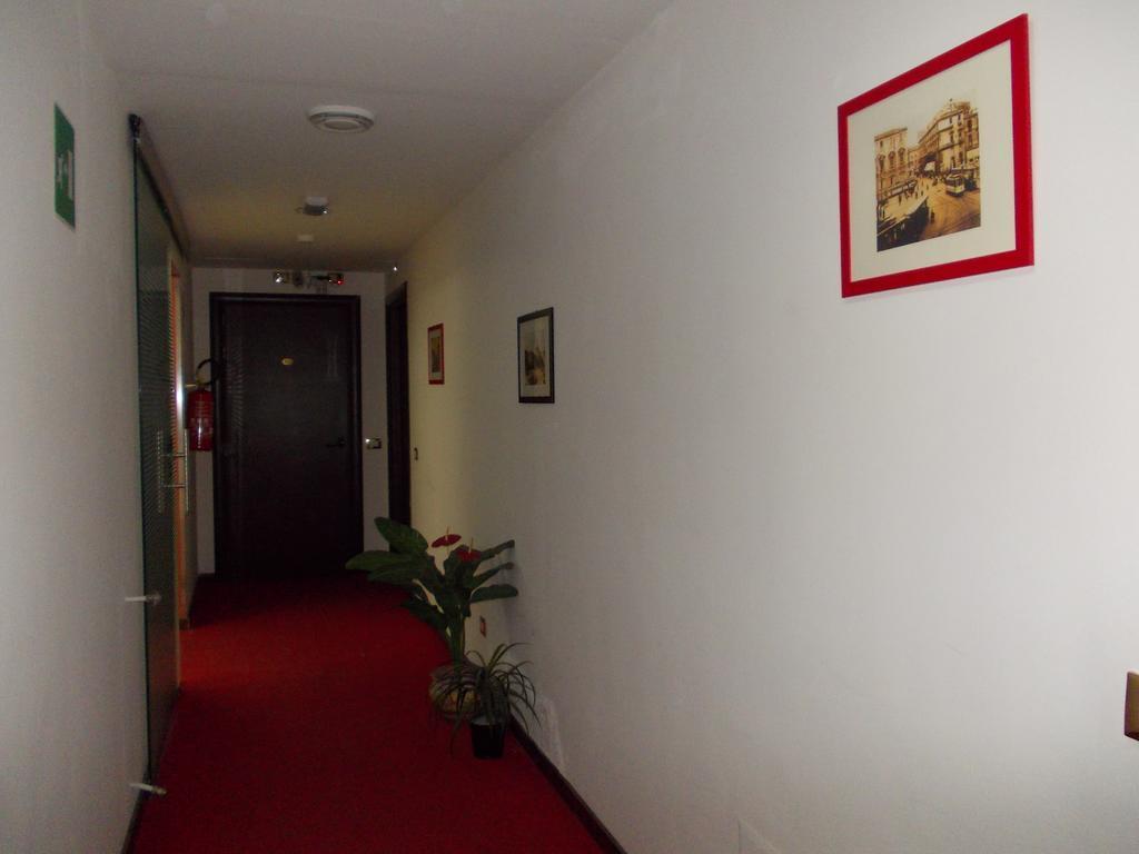 Hotel Catania Town Bagian luar foto