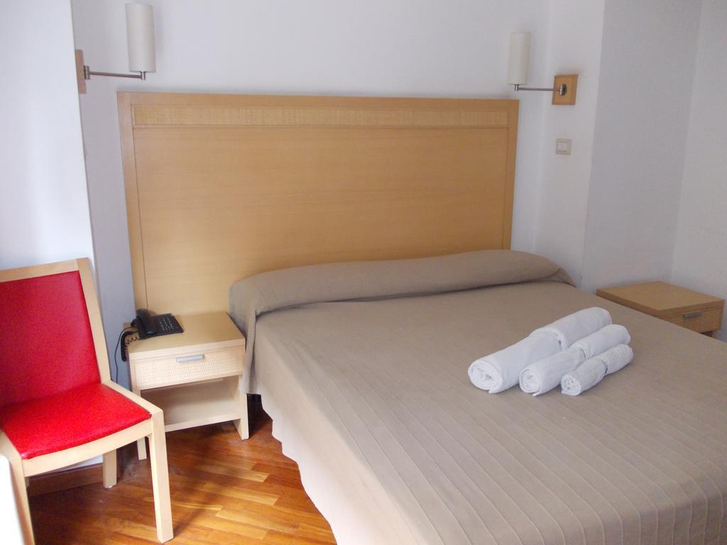 Hotel Catania Town Bagian luar foto